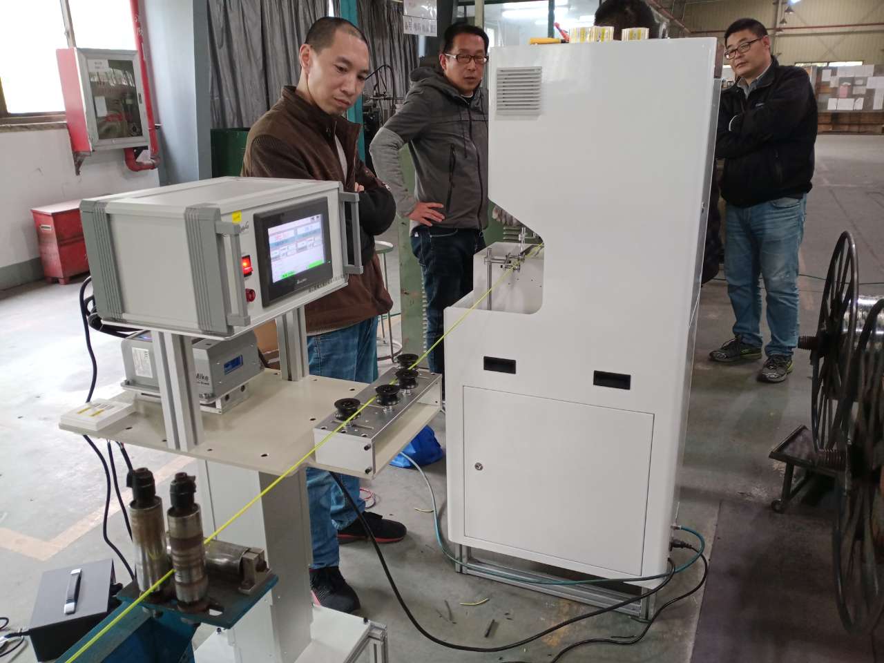 貼標機和激光計米器配套使用案例